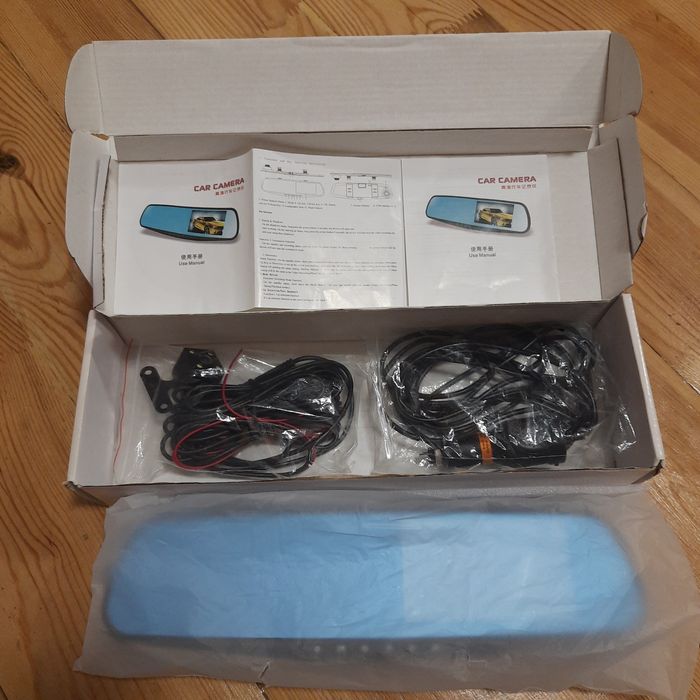 Відеореєстратор зеркало камера заднього виду