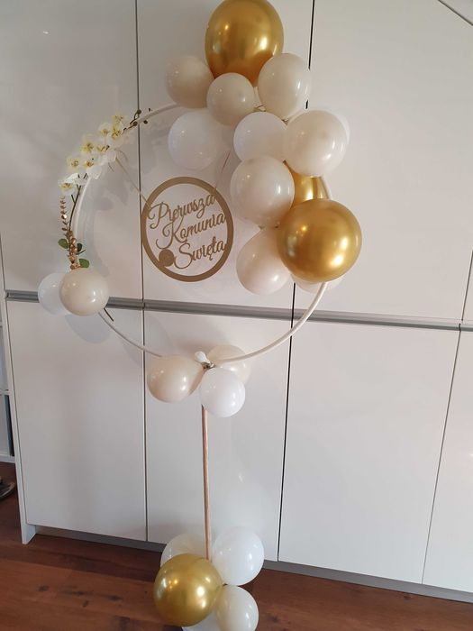 Dekoracja koło balony komunia