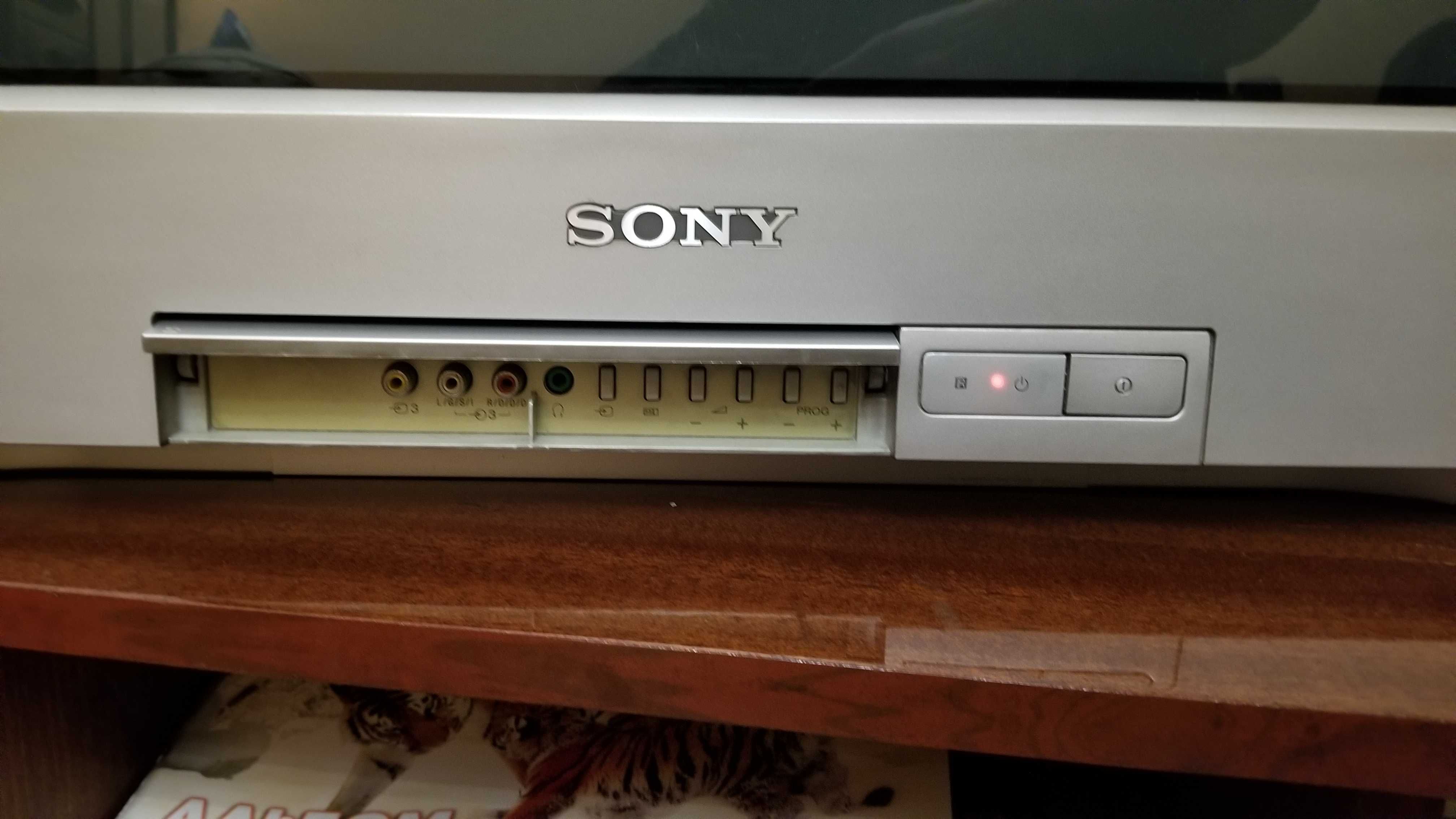 Телевізор з тумбою Sony Trinitron