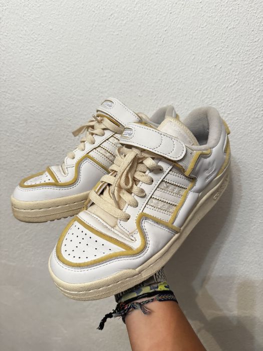 Adidas forum b4 low w