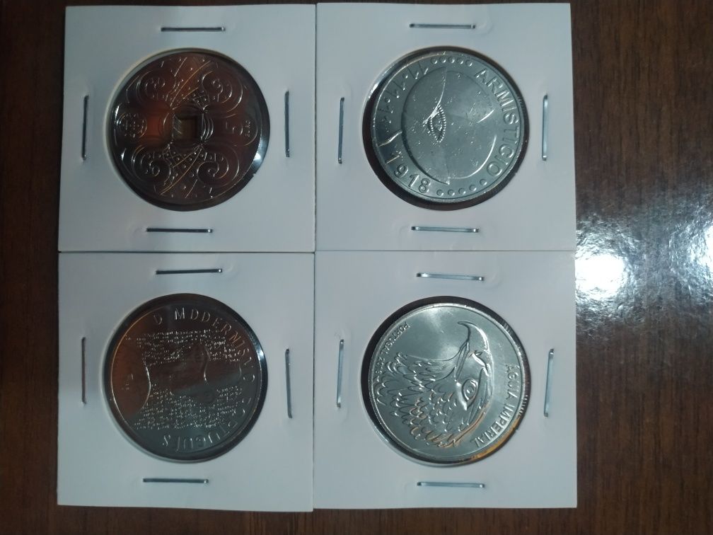 Moedas 2,5€ 5€ e 7,5€