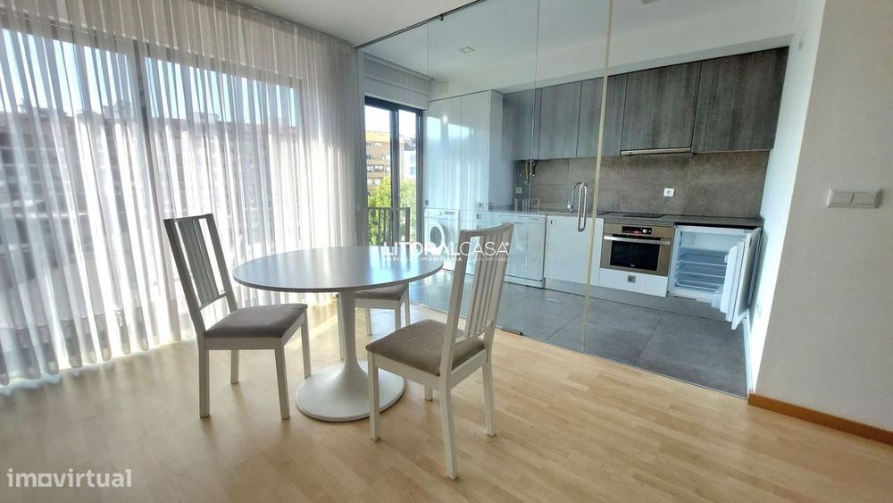 Apartamento T0 mobilado | Centro de Aveiro