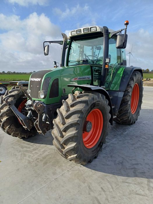 Fendt 714 Vario Favorit Ciągnik rolniczy Fendt 714 716