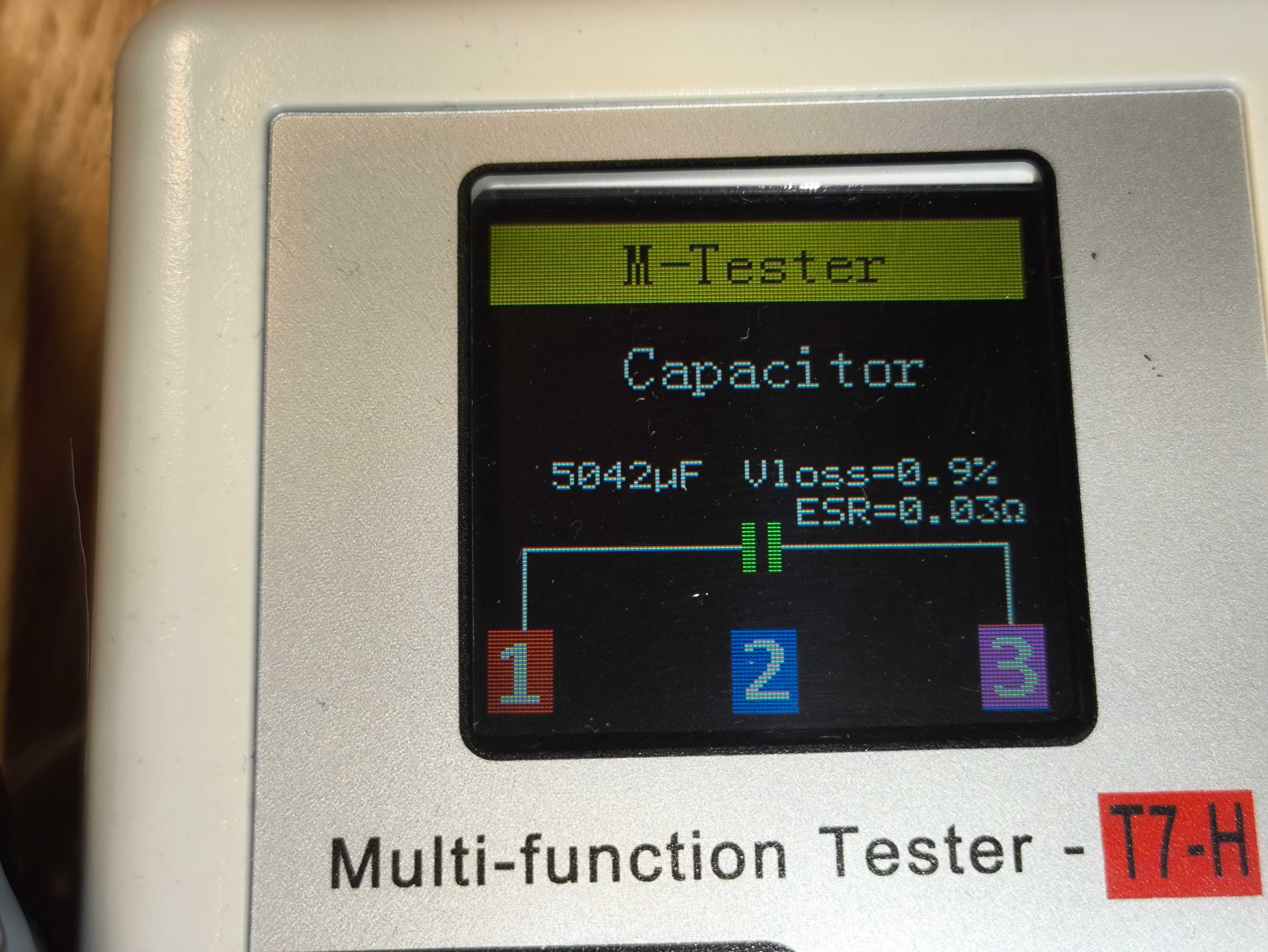 Kondensator elektrolityczny Nichicon NC 4700µF 450V – testowany