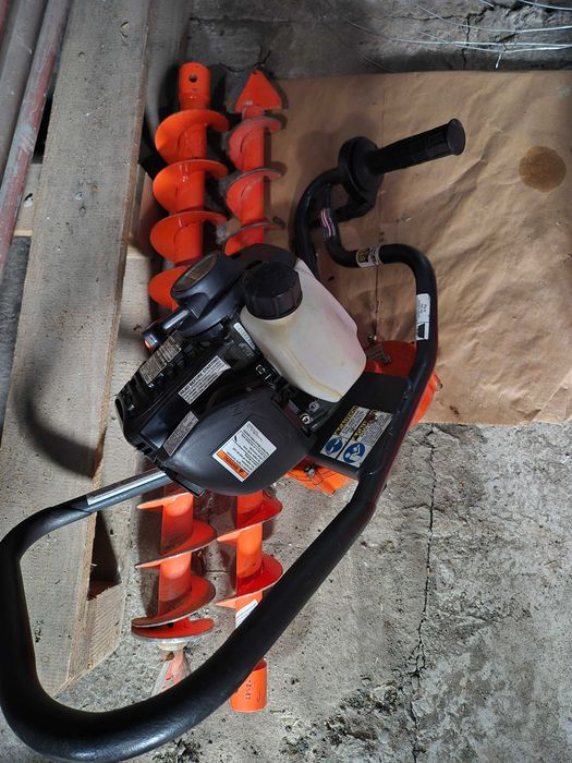 Wiertnica glebowa spalinowa HONDA porządna 4-suv wynajem