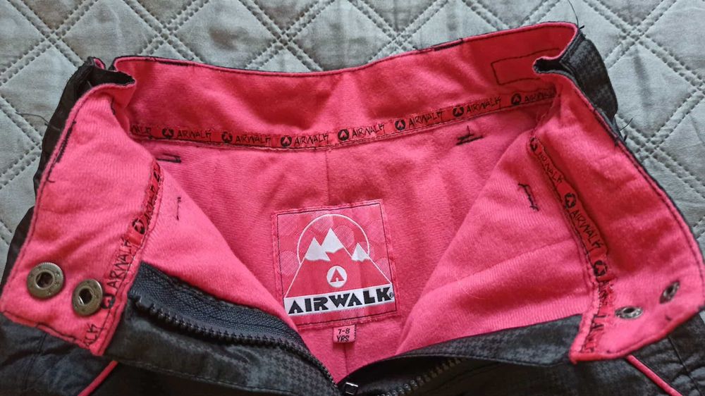 Stan BDB. Spodnie ocieplane tzw. narciarskie 7-9 lat Na zimę - Airwalk
