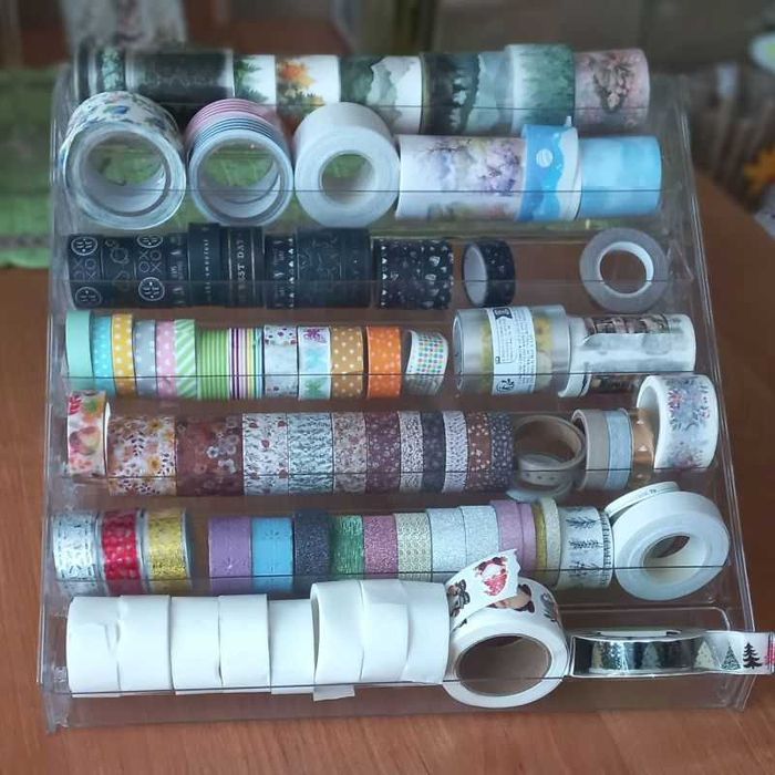 Stojak, półka do przechowywania lakierów, taśm washi, ulotek i innych