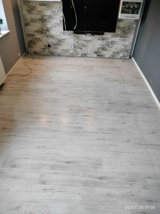 Panele podłogowe z demontażu