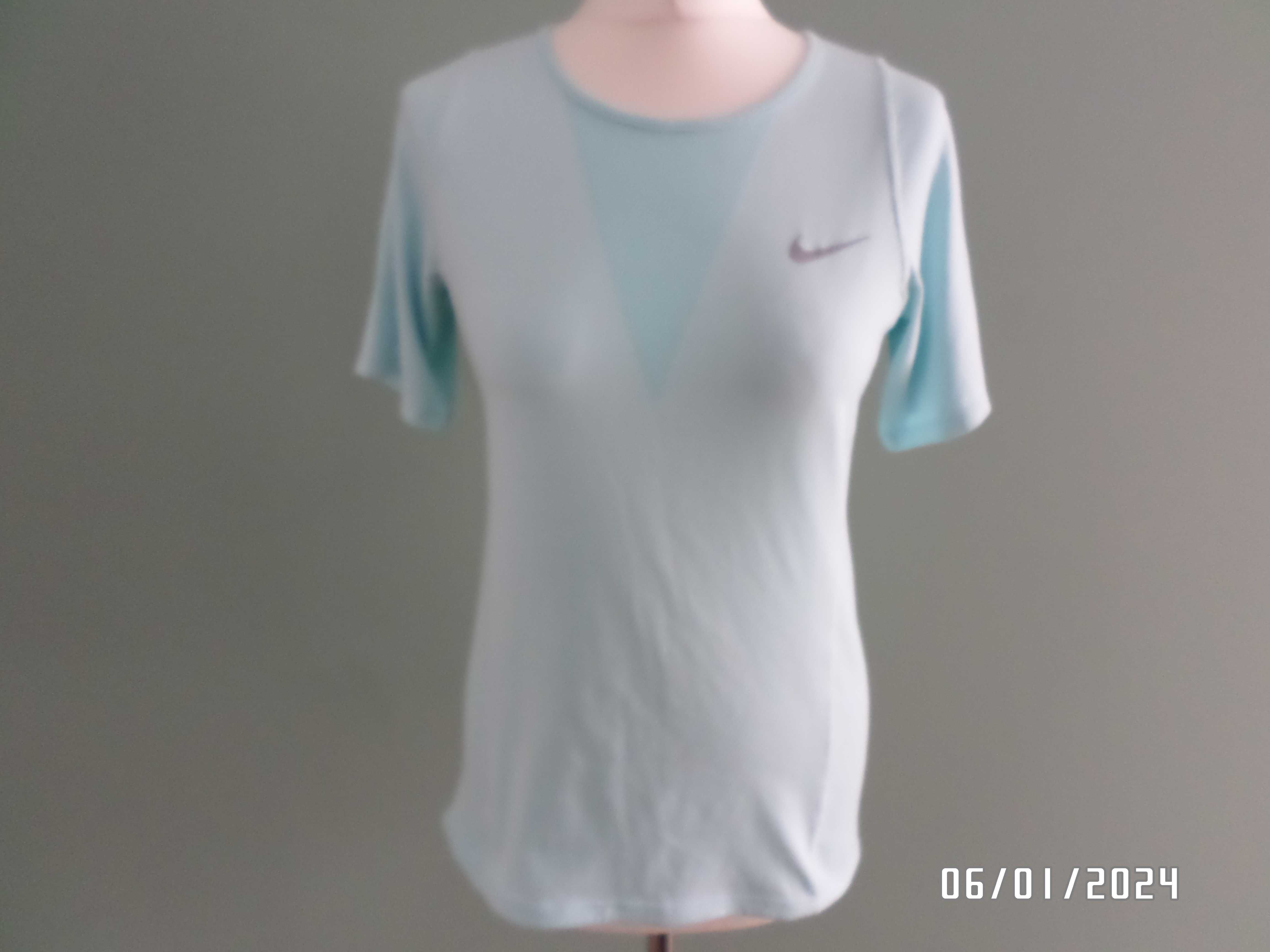 sportowa damska koszulka -NIKE-M/L