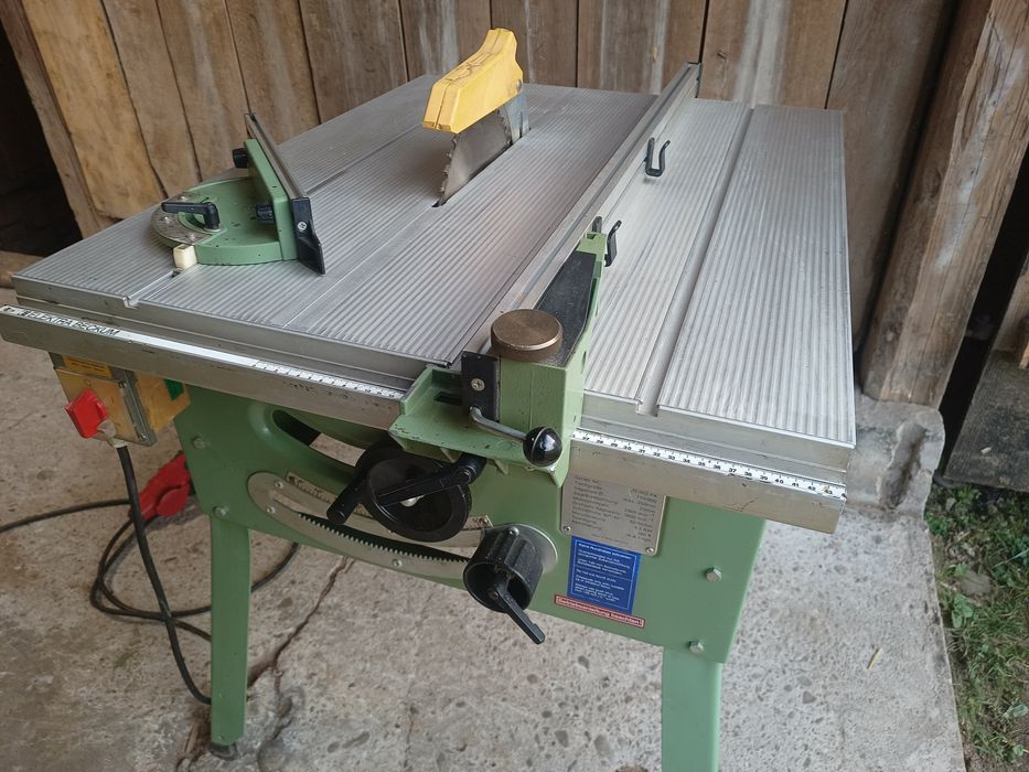 Mocna 4,2 kW Piła formatowa krajzega 400 volt stołowa cerkularka