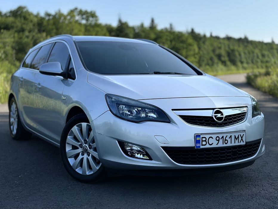 Opel Astra J Cosmo