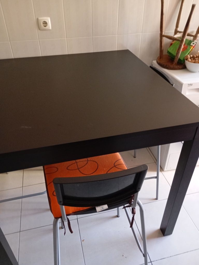 Mesa alta IKEA 4 cadeiras