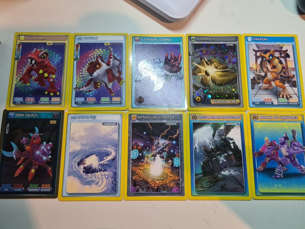 Vendo cartas INVIZIMALS a 0.05€ cada