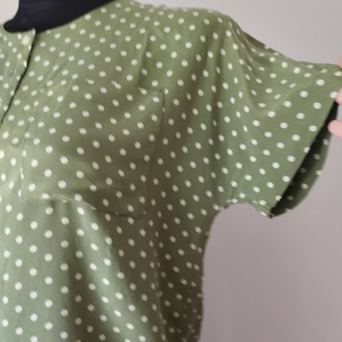 Jedwabna bluzka w groszki