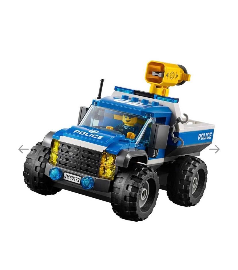 Конструктор LEGO City Погоня на ґрунтовій дорозі (60172)