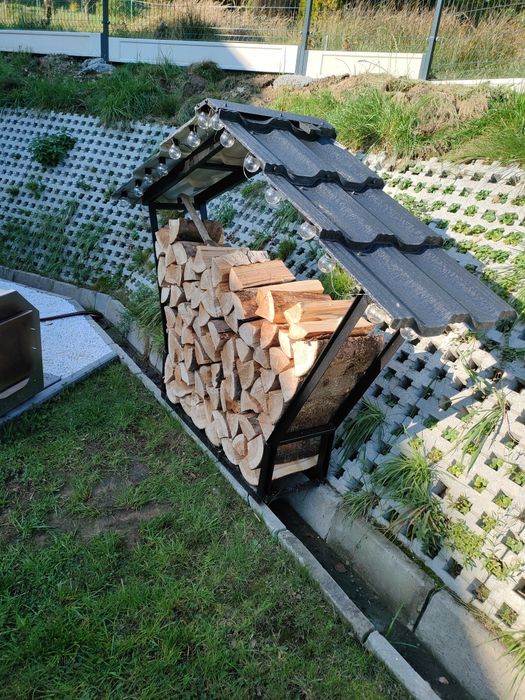 Stojak na drewno do Sauny Balii