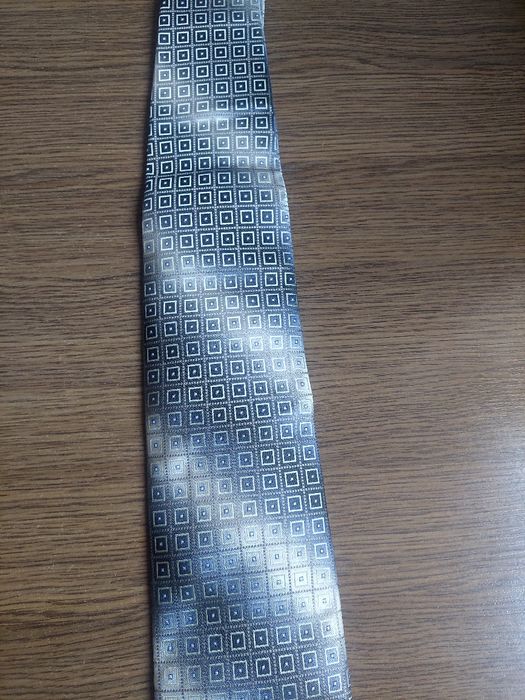 Подарочный набор: галстук, запонки и платок фирмы Piero Butti