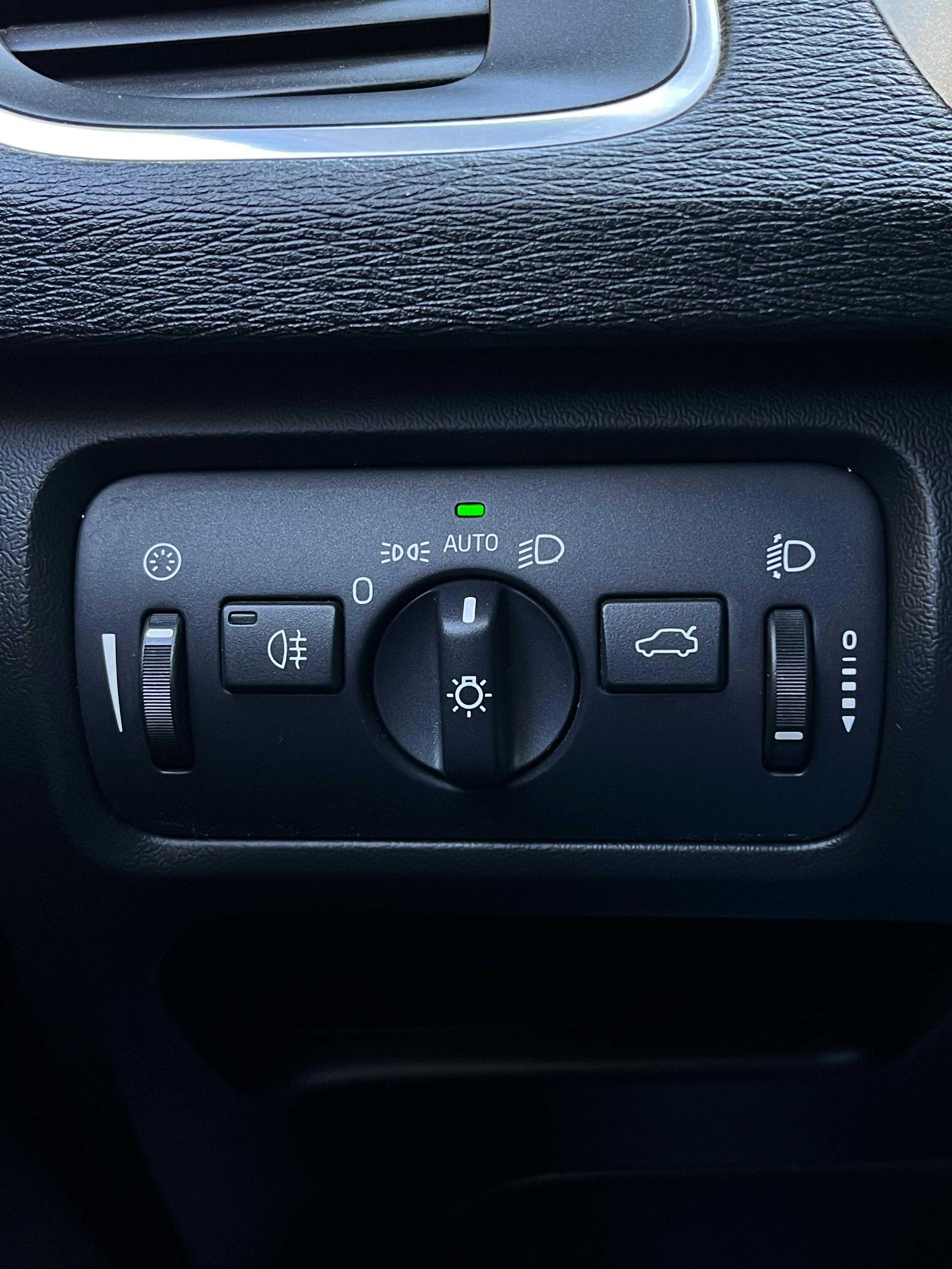 Volvo V40 1.6 D2 Momentum