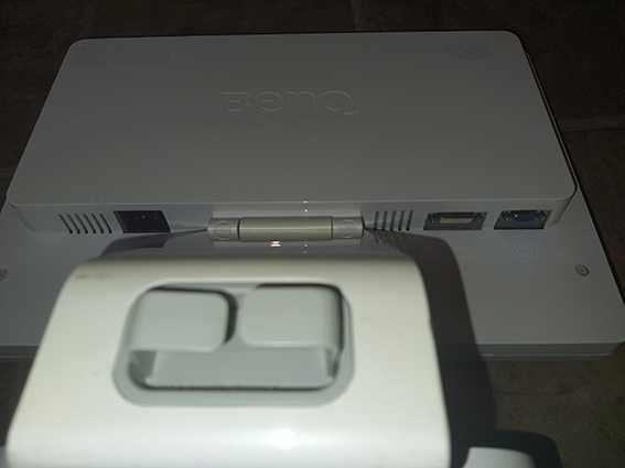 Продам монитор BENQ FP93VW полностью рабочий.