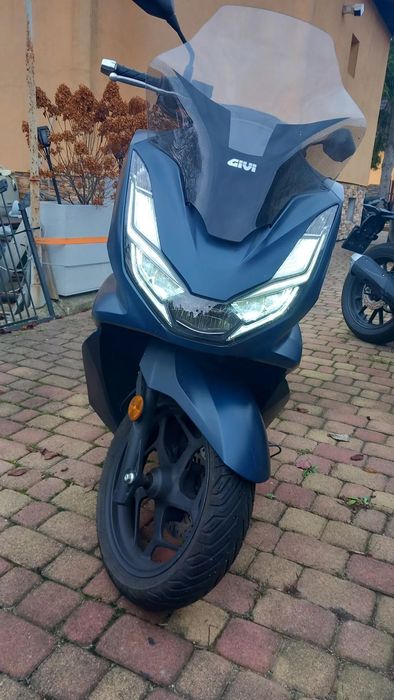 Honda PCX Honda  PCX  salon PL stan bardzo dobry, kufer, szyba, Wrocław