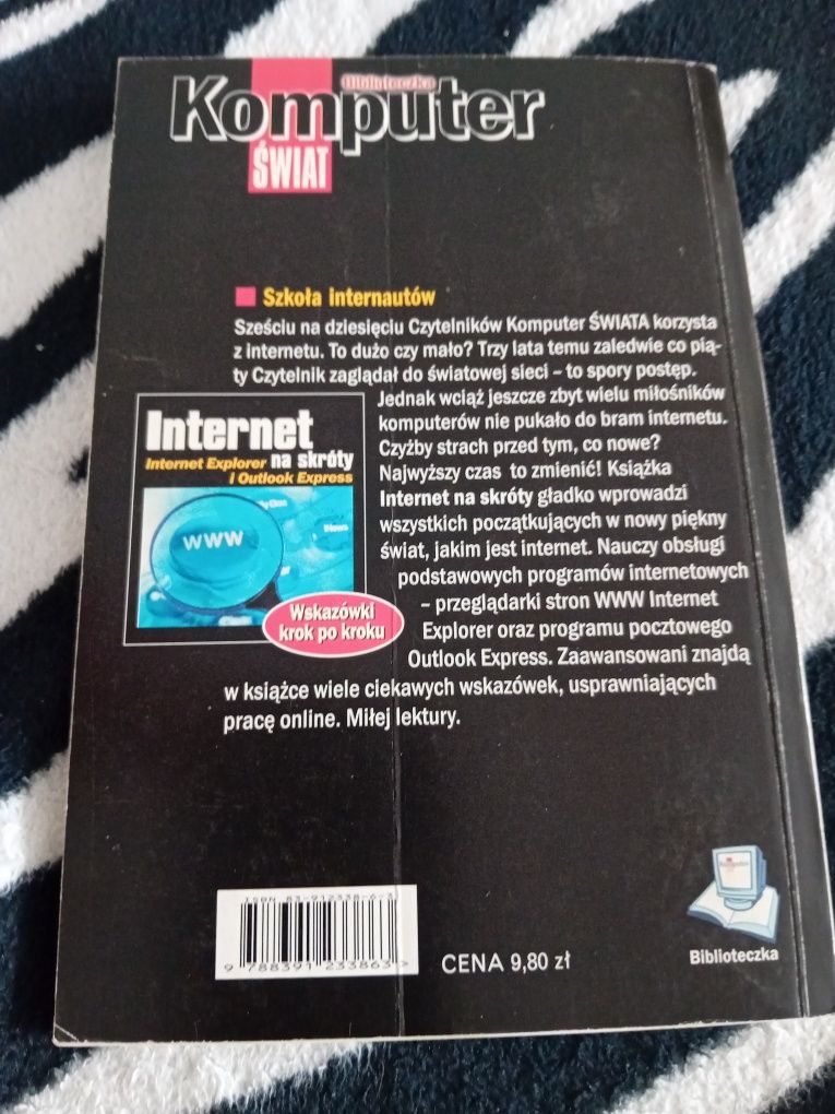 Komputer Świat czasopismo plus dodatek.