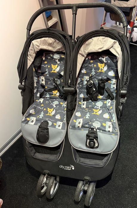 Wózek spacerowy bliźniaczy Baby Jogger City Mini