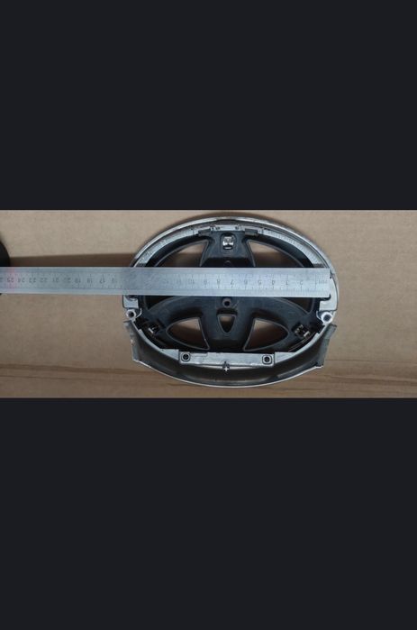 75311-33200 Toyota Camry XV50 Значок решітки радіатора