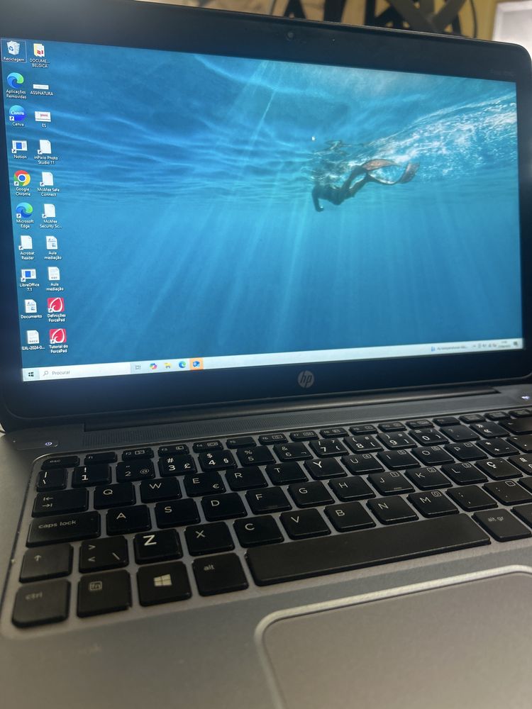 HP EliteBook - Portatil