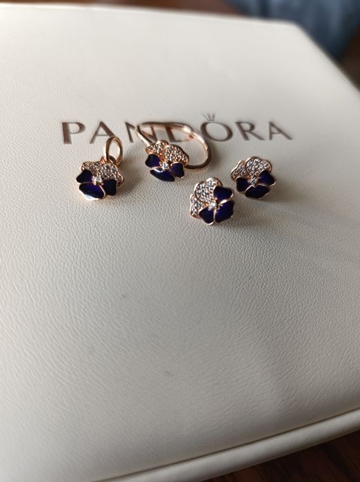 Zestaw Pandora rose bratki pierścionek kolczyki zawieszka