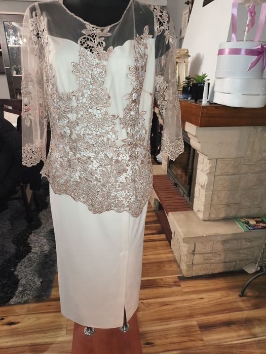 Piękna sukienka dla mamy mlodej