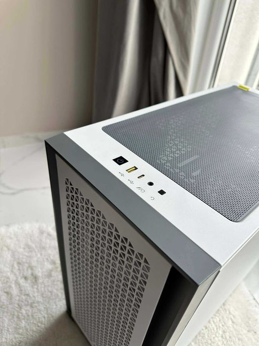 Obudowa Corsair 4000D Biała