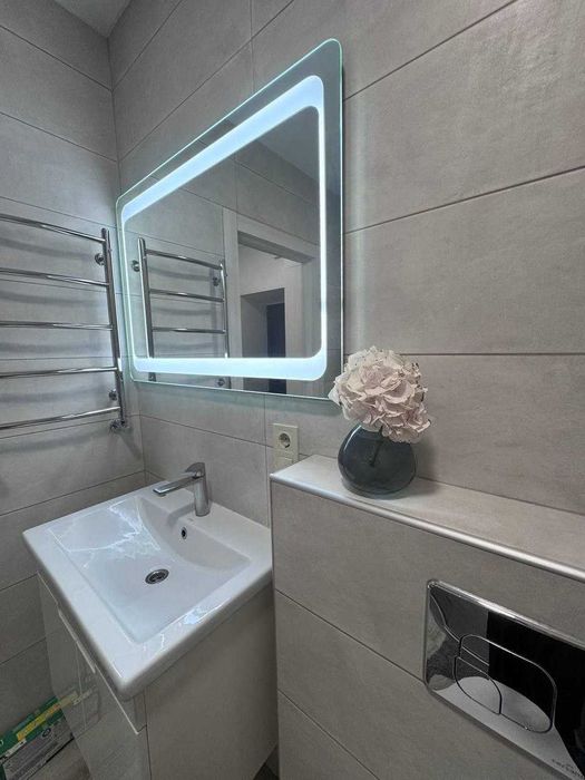 Дуже гарна і стильна квартира з ремонтом в ЖК Щасливий