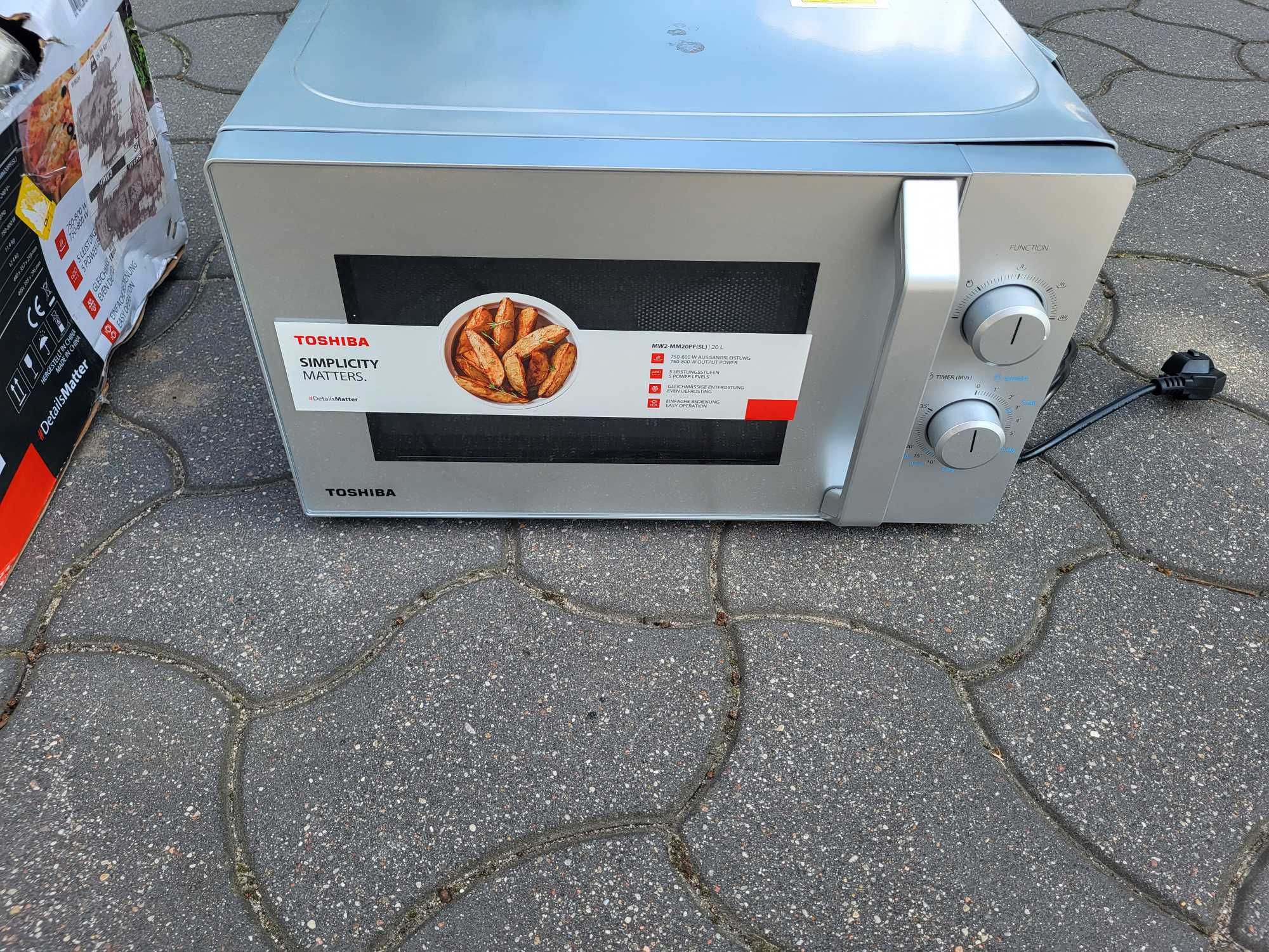 Nowa kuchenka mikrofalowa Toshiba MV-AM20T z grillem mocna 800w