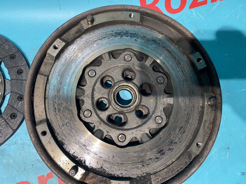 Демпфер BMW Е90 320 520 E60 N43 сцепление Н43