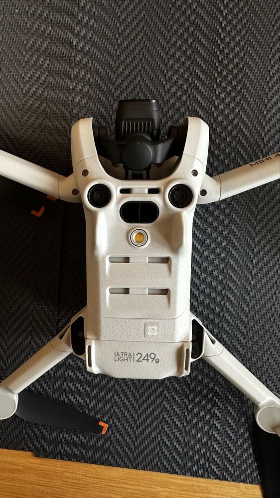 DJI Mini 4 Pro Fly More Combo RC2  ideał