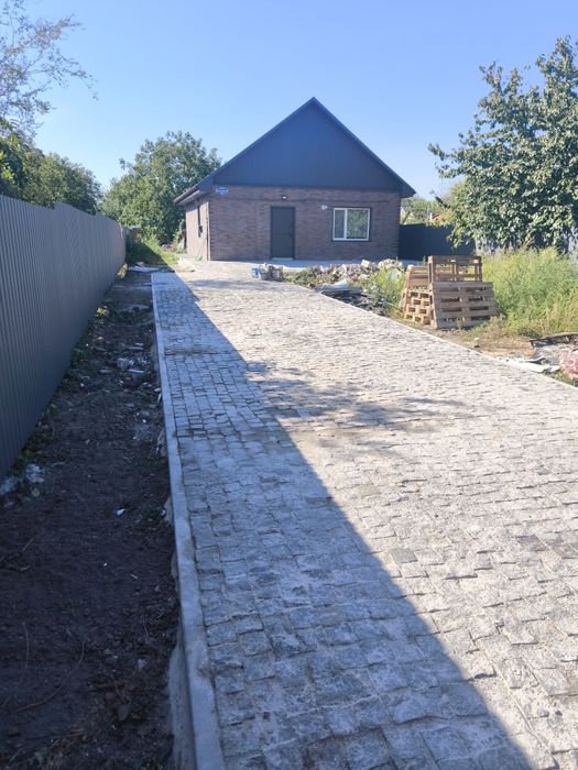 Будинок в центрі Новоселецька,50