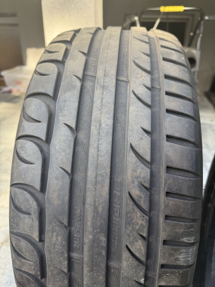 Komplet opon letnich Kormoran ULTRA HIGH PERFORMANCE 225/45 R17 2020