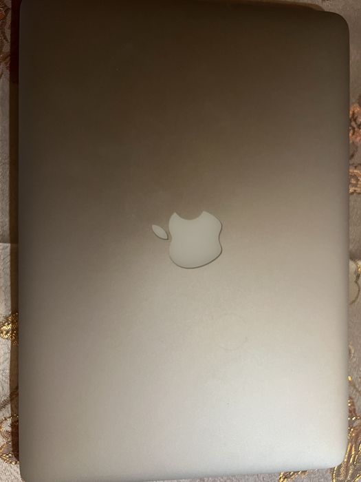 MacBook Pro в хорошому стані