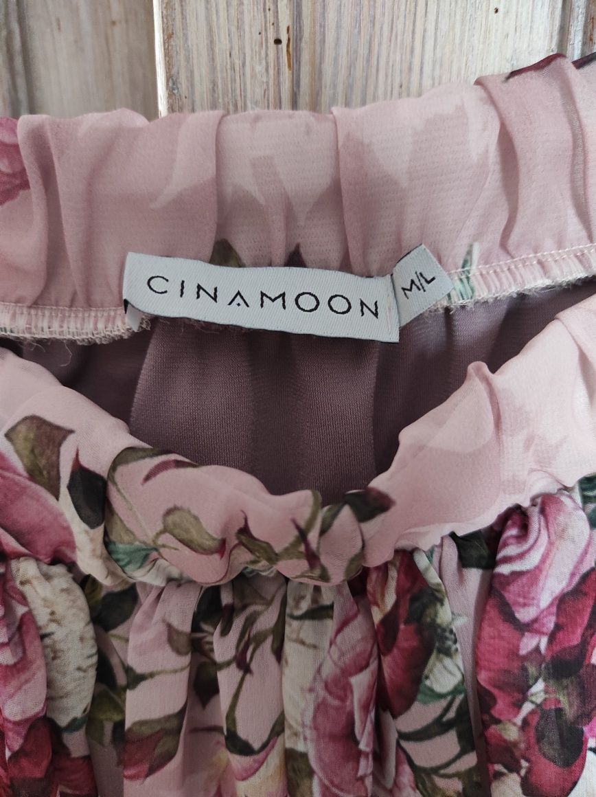 Szyfonowa spódniczka mini z falbankami różowa w kwiaty Cinamoon M/L