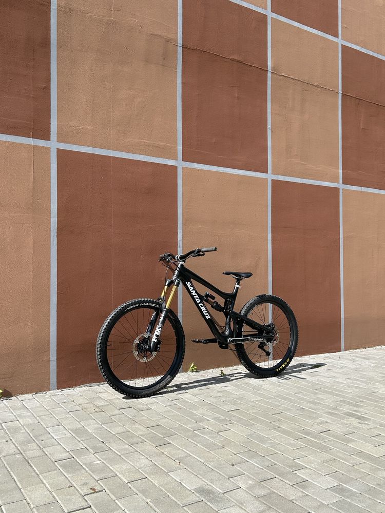 Santa Cruz Nomad 3 CF