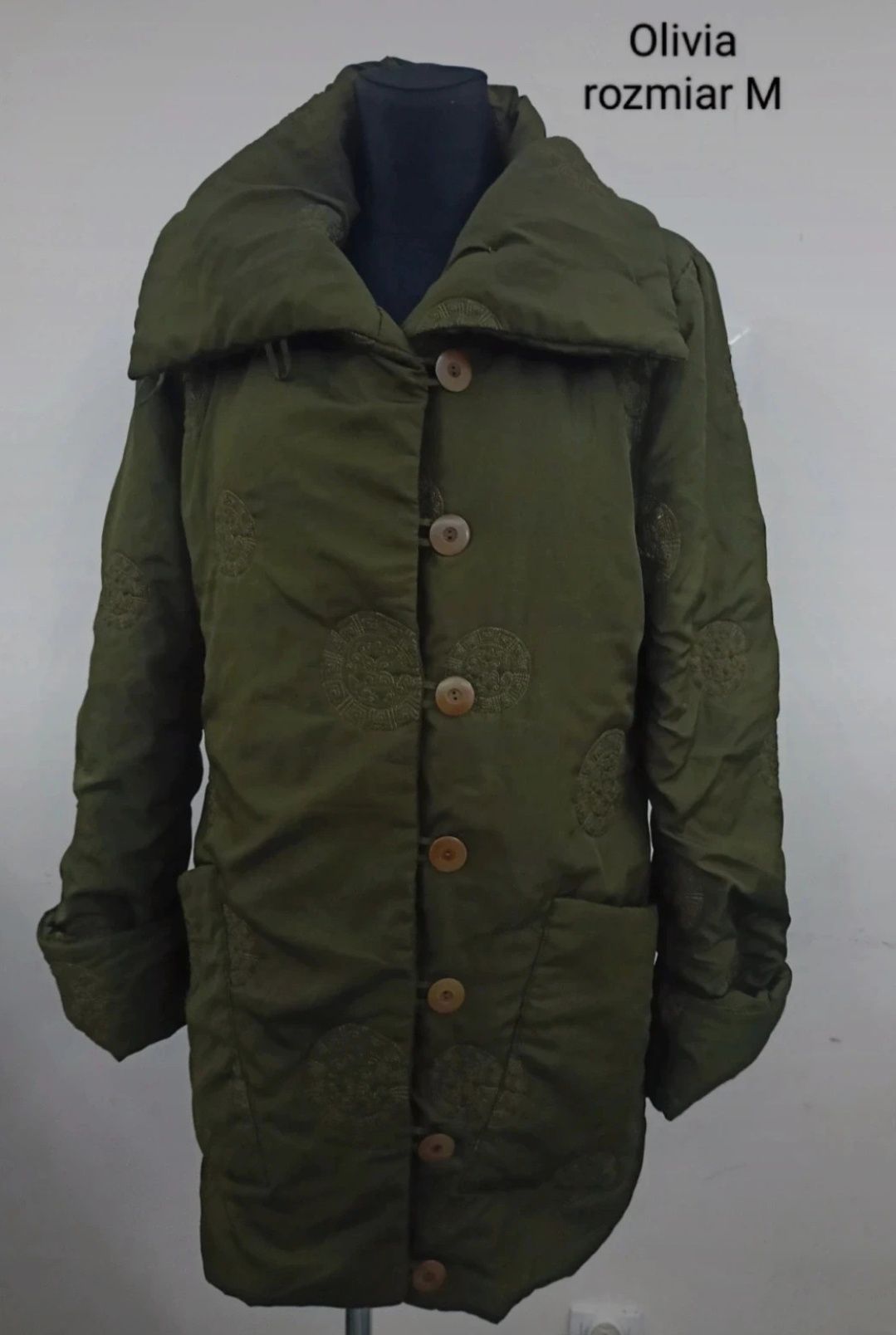 Płaszcz khaki jesienny rozmiar M/L damski
 rozm. M/L