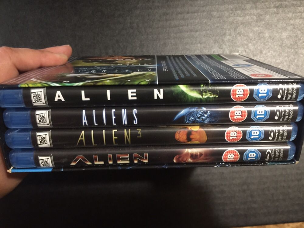 DVD Blueray box set: Alien Antology