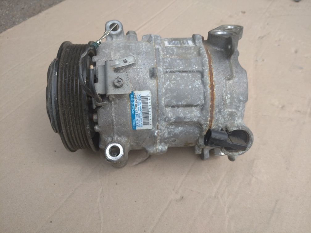 Компрессор кондиционера Jeep Cherokee KL USA
