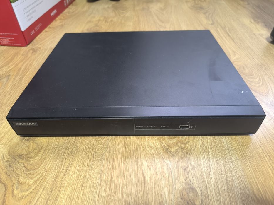 Відеореєстратор Hikvision DS-7216HQHI-F2/N