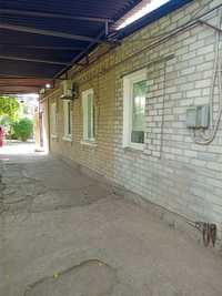 Продаж будинку в Шевченківському р-ні з гаражом-майстернею (380 В)