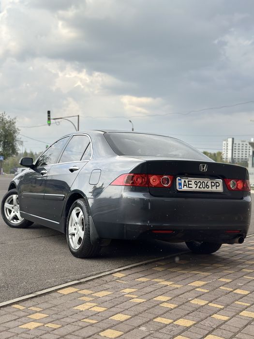 Honda Accord 7 2.0