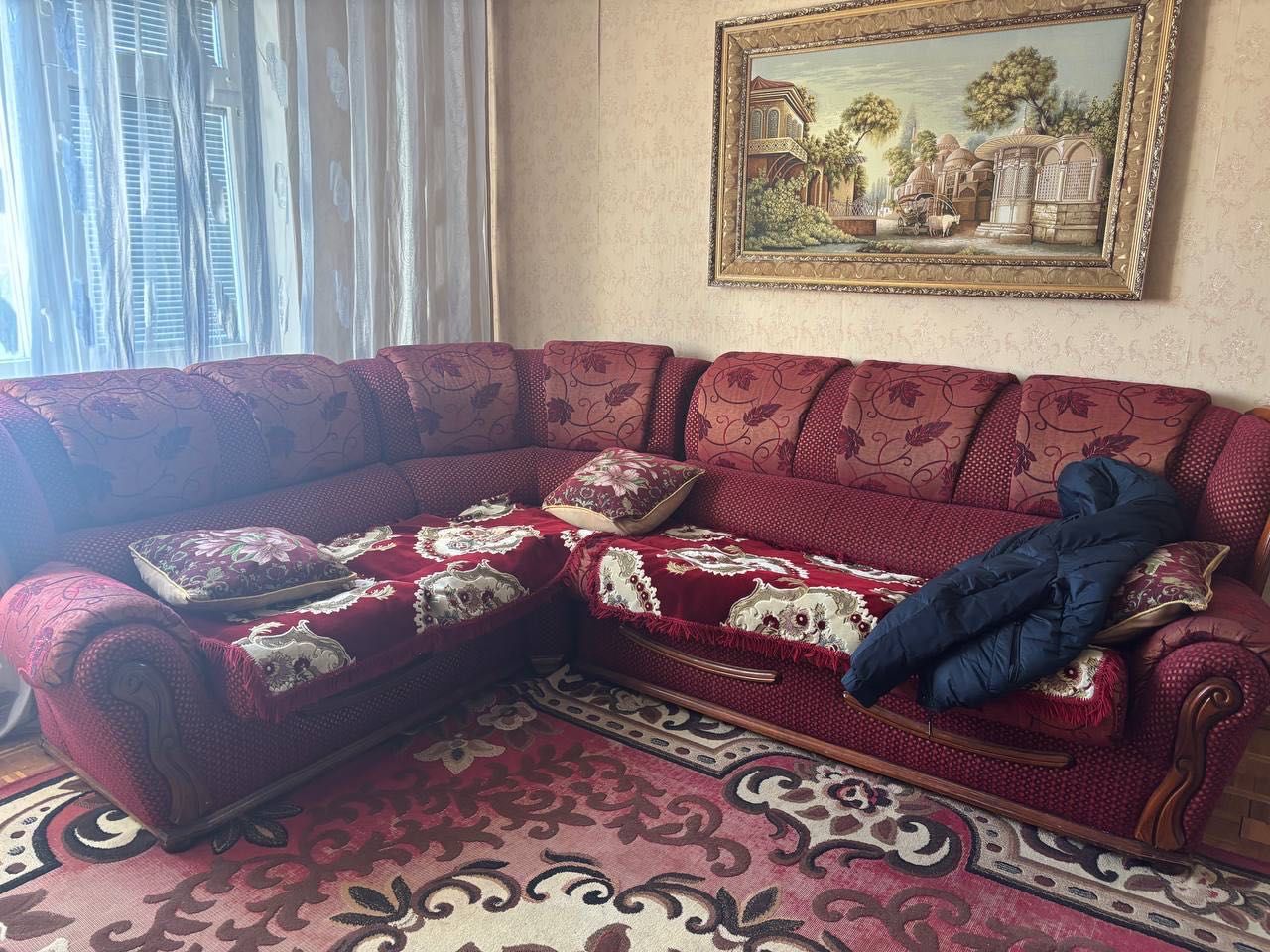 Продам меблі, кутовий диван у вітальню