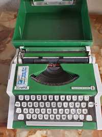 Maszyna do pisania olimpia Traveller de Luxe