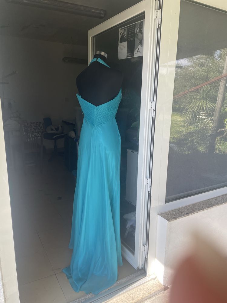 Vendo vestido de mulher