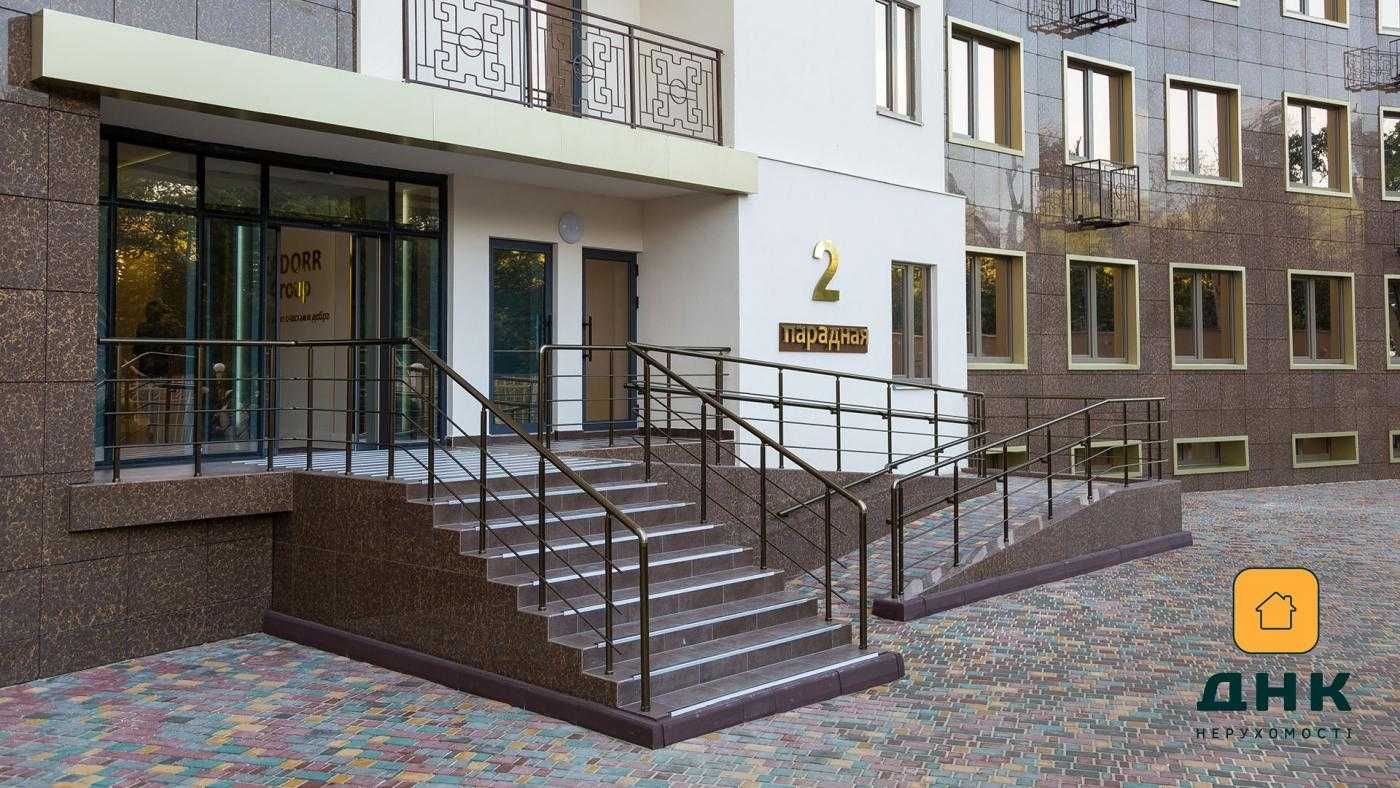 Большая квартира 52кв.м. с террасой в Аркадии 42 Жемчужина, Генуэзская